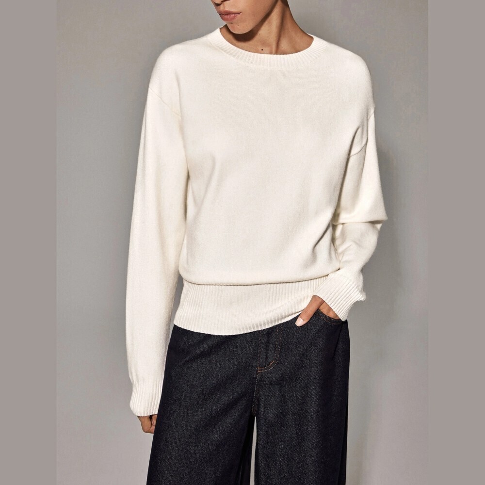 Cream Ribbed Trim Round Neck Long Sleeve Knit Sweater